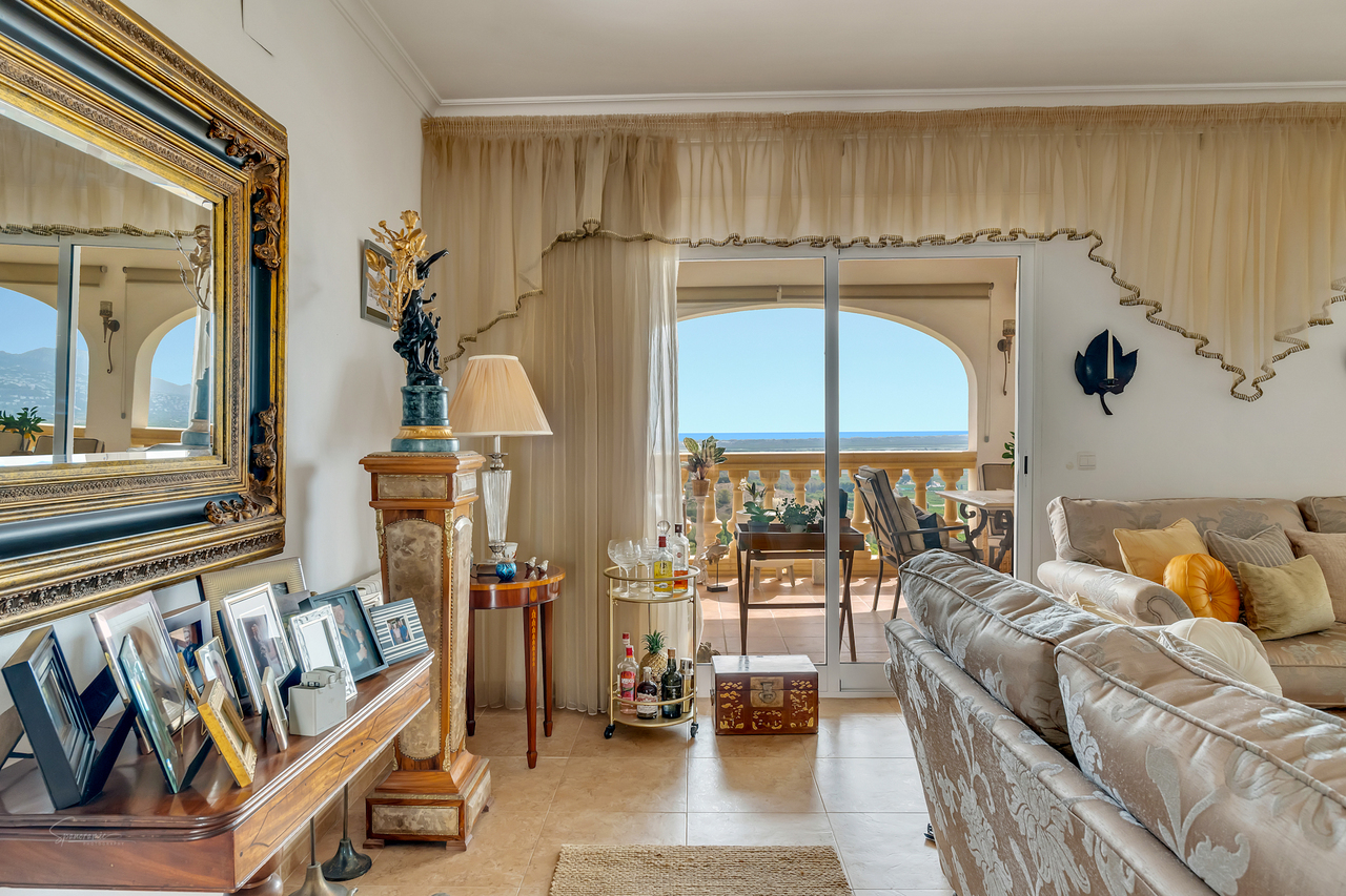 Villa for sale in Pego