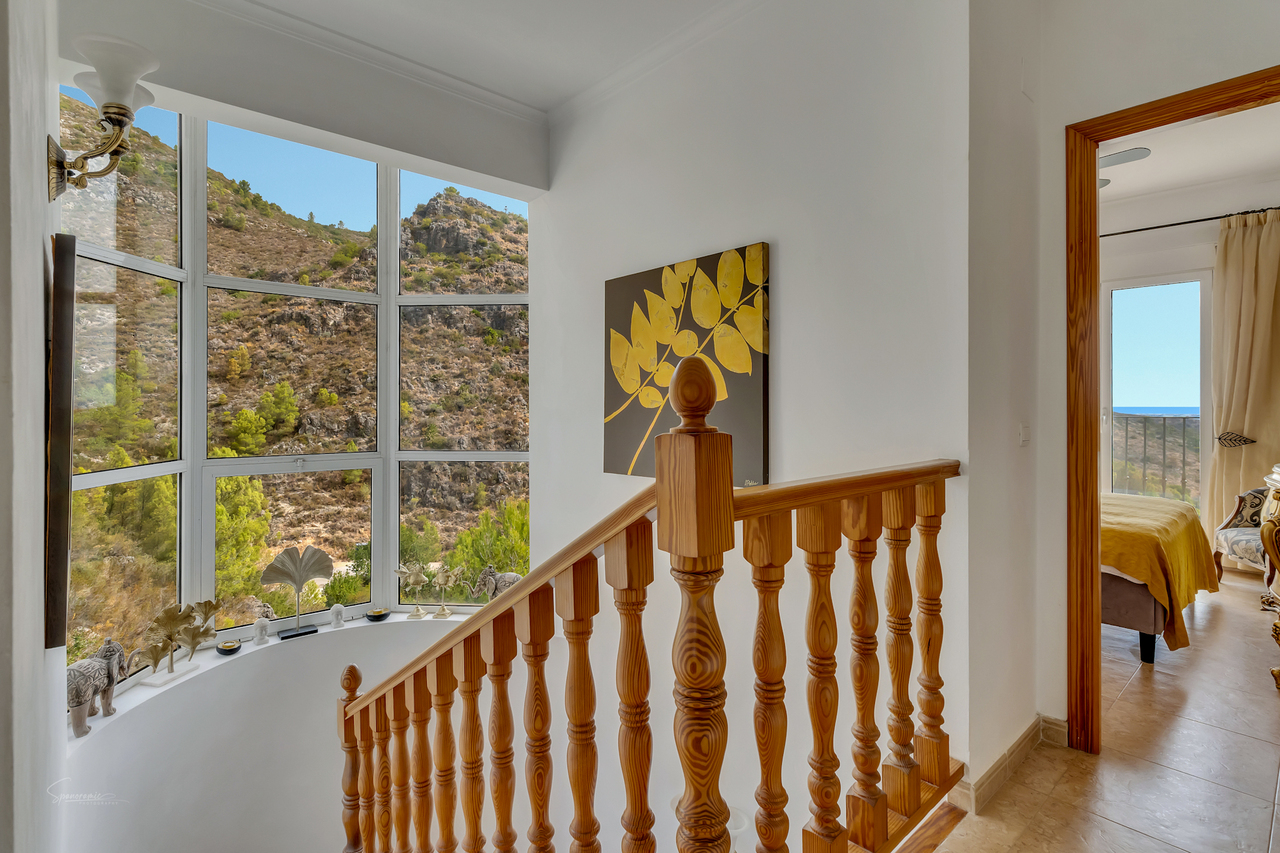 Villa for sale in Pego