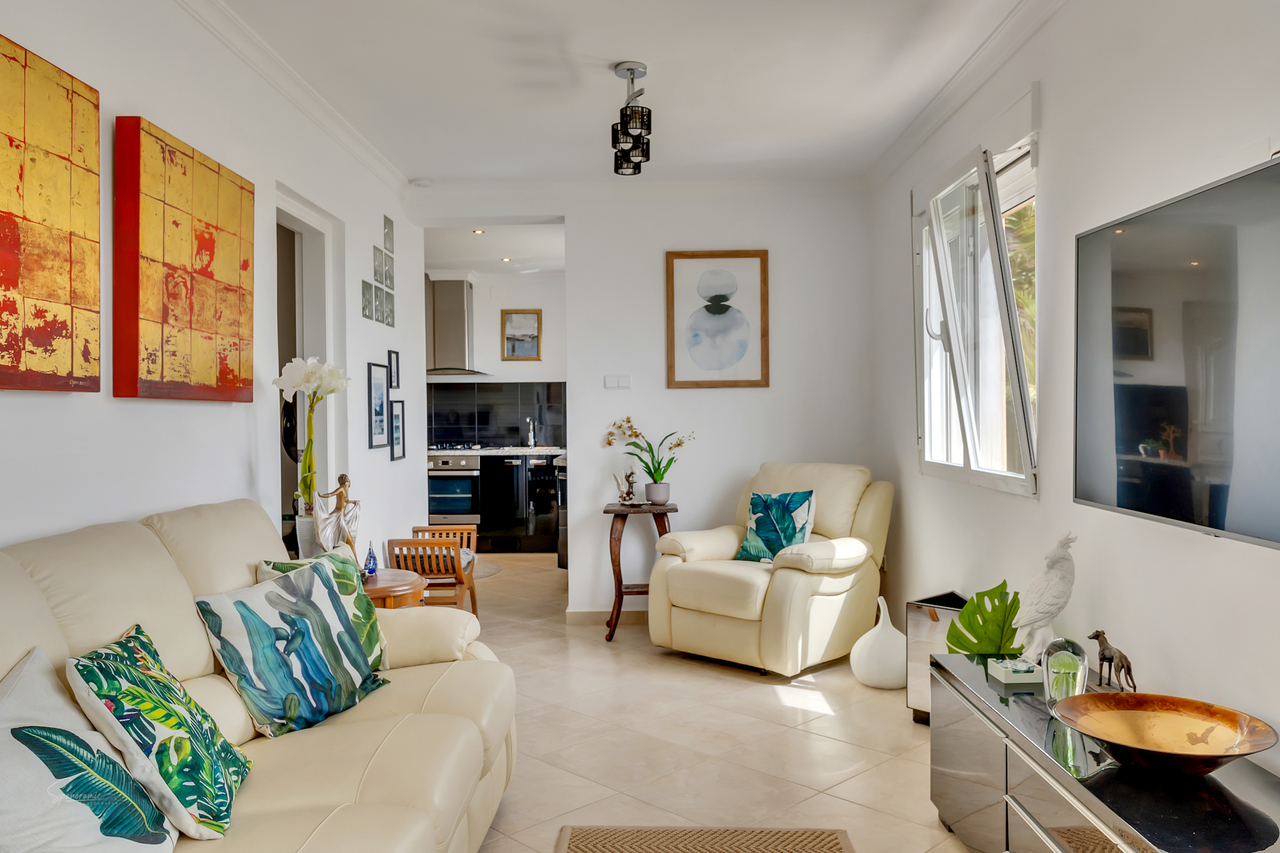 Villa for sale in Pego