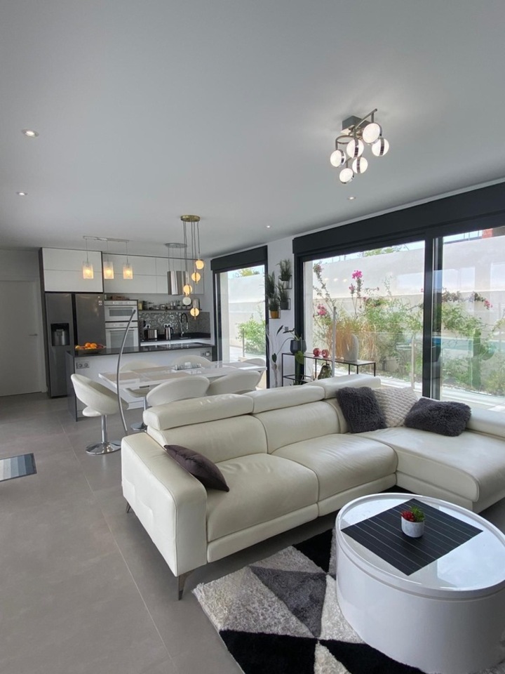 Villa en venta en Polop