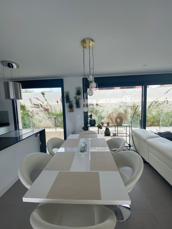 Villa en venta en Polop